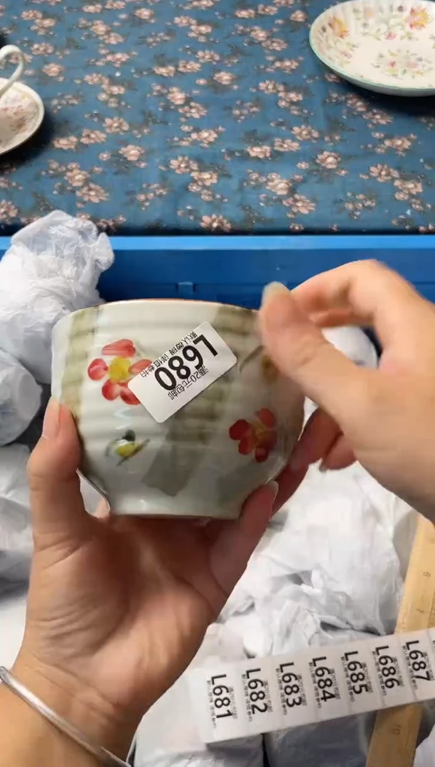 瓷片小**?瓷器瓷器L680