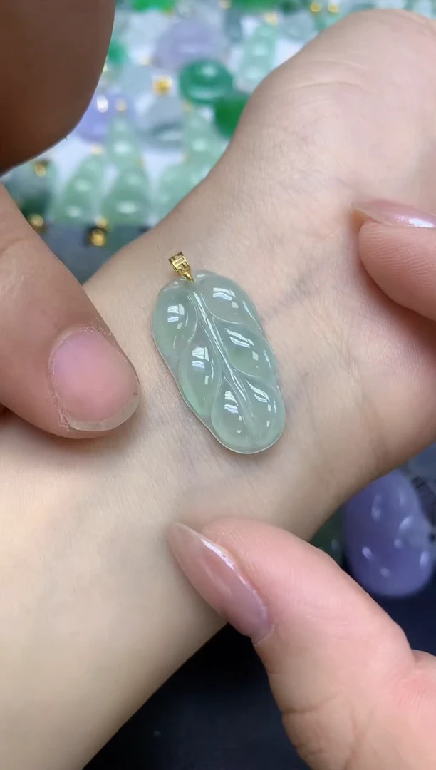 颈饰18K金镶嵌翡翠天然缅甸翡翠A货百元以上9元证书费自理