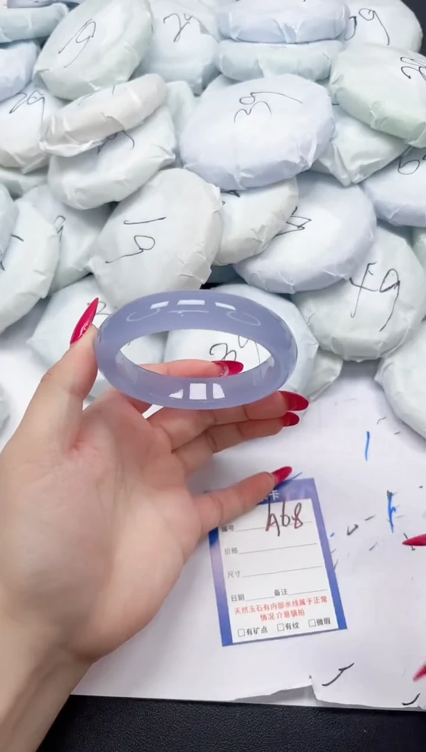 未镶嵌手镯石英质玉A68/60