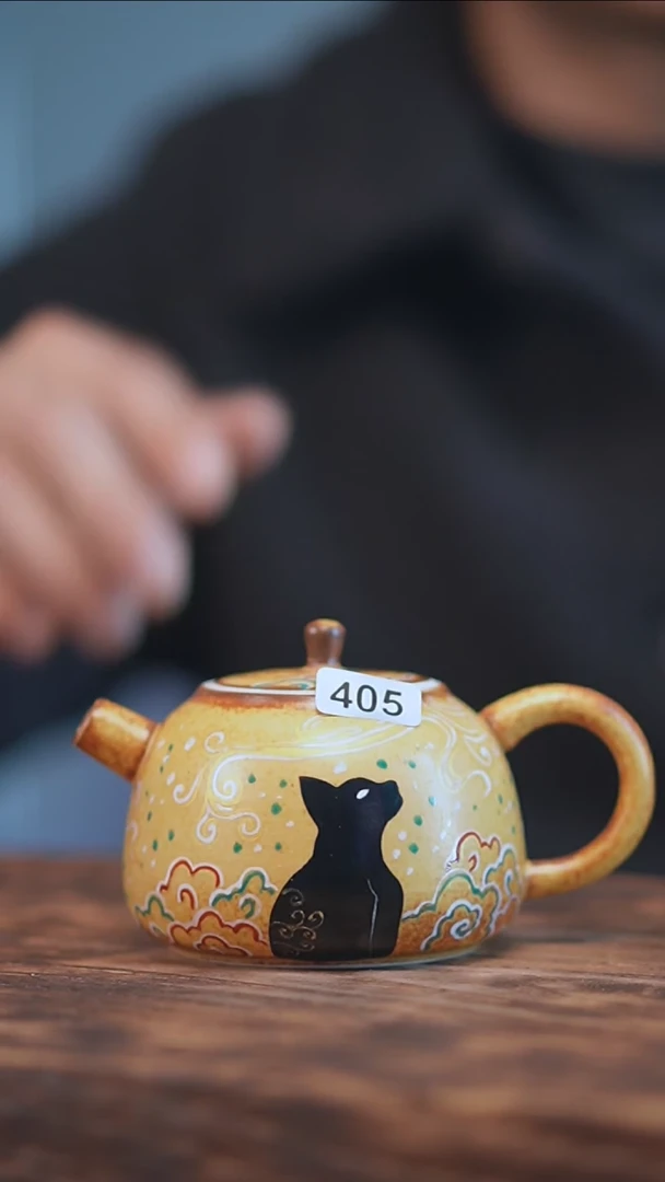 【闪购商品】405景德镇手绘玄猫手把壶