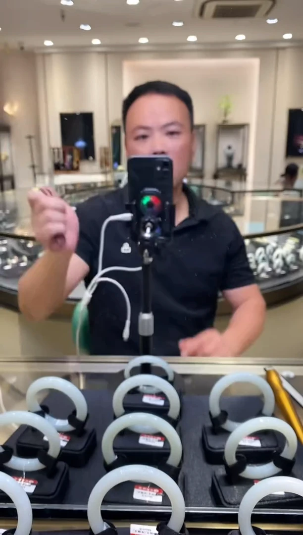 手链未镶嵌石榴石西****✨亏米福利切面