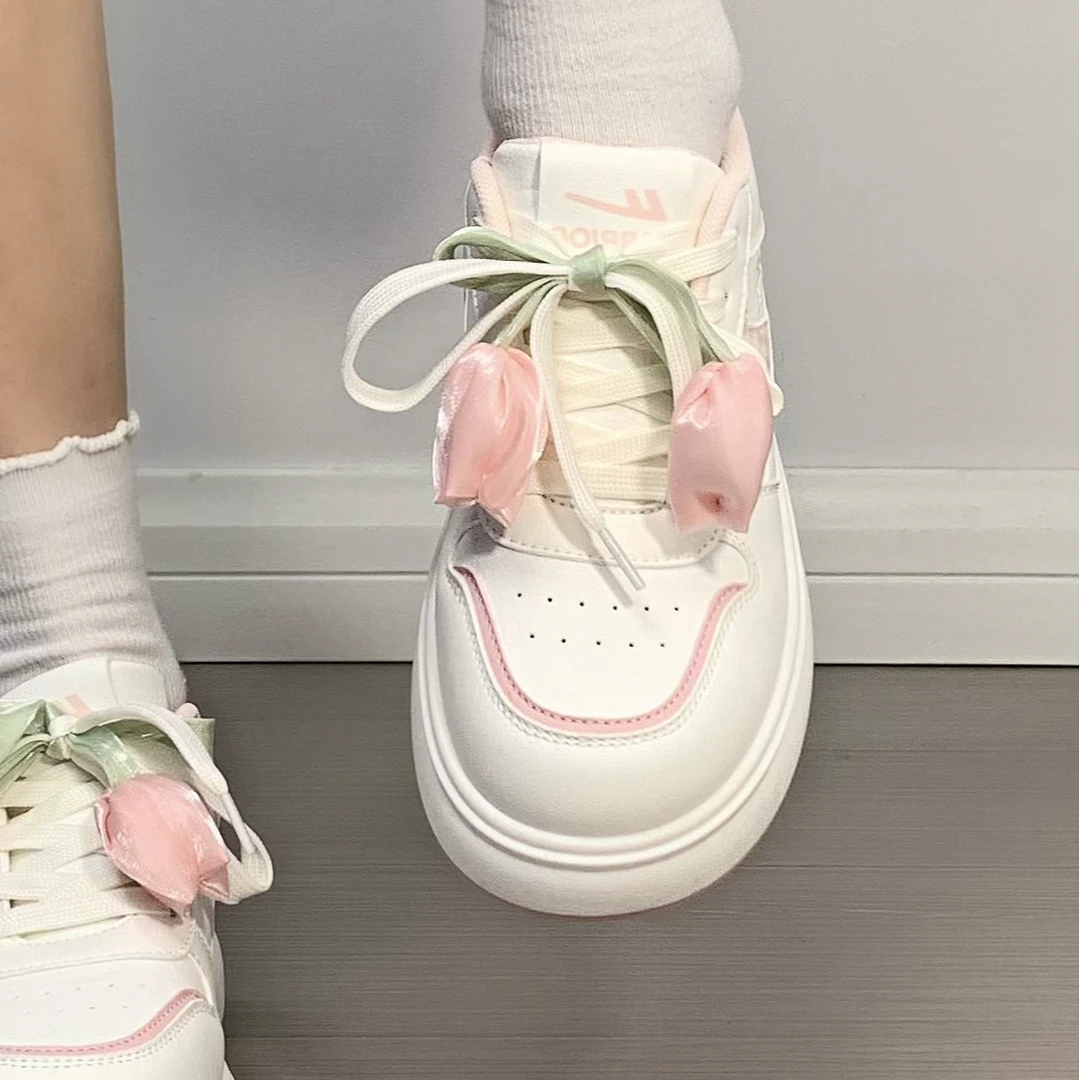 回力原创设计浅粉郁金香小白鞋女2026春季新款厚底休闲轻便板鞋潮