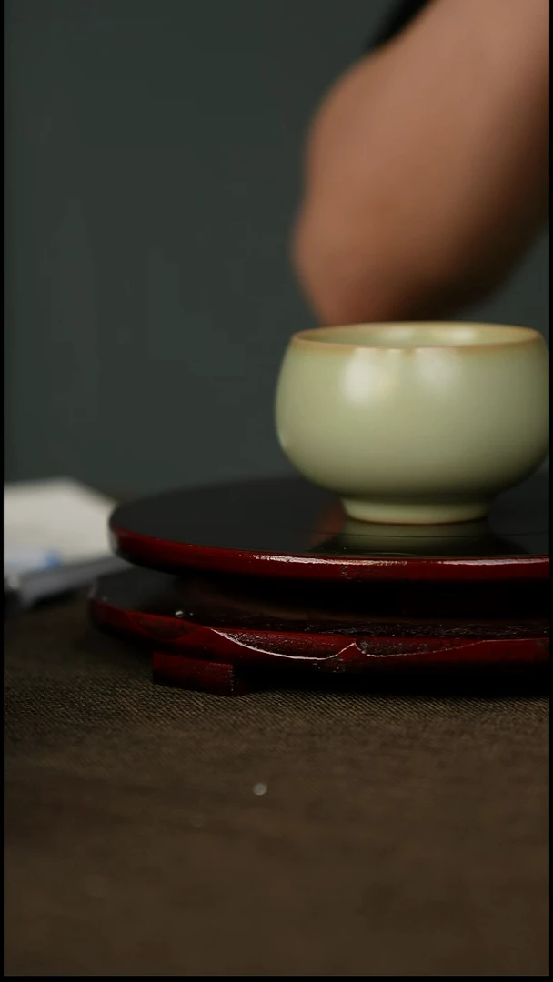 粉青 禅定杯 带底款