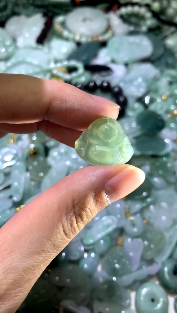 颈饰未镶嵌翡翠1