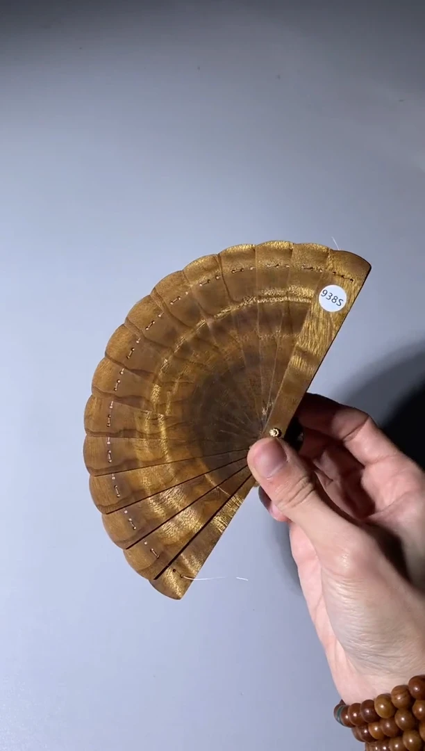 【闪购商品】金丝楠木雕938号10cm金丝楠木小叶桢楠掌中扇