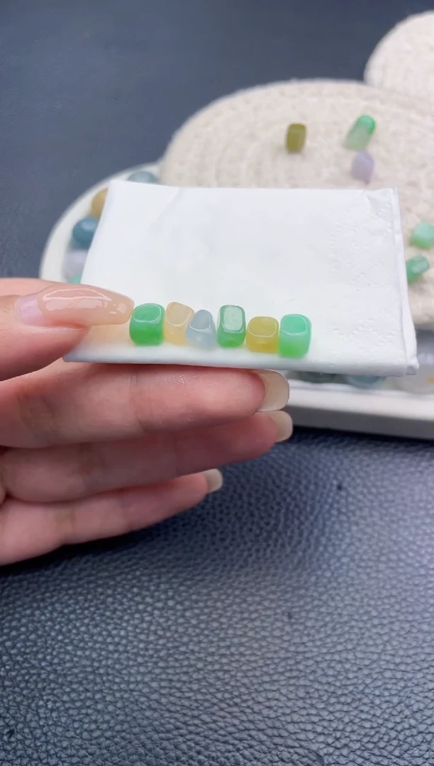 定制翡翠未镶嵌48391111