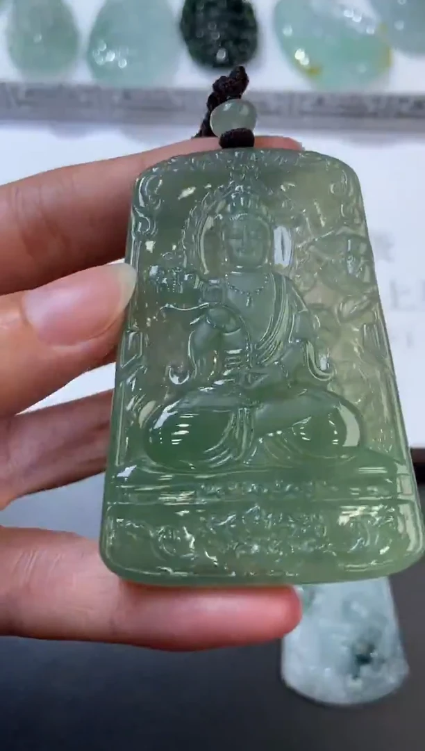 未镶嵌挂件翡翠379293     多人