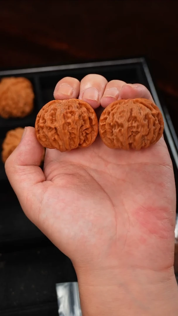 文玩核桃把件40苹果园