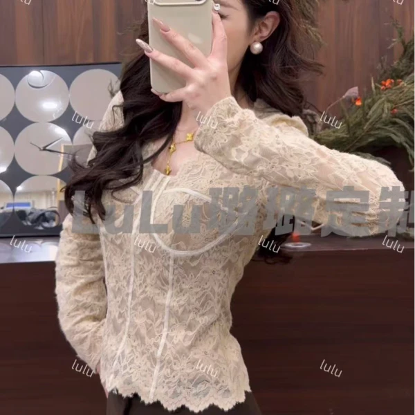璐璐定制--V领蕾丝衫女长袖2025冬季新款内搭修身显瘦打底衫上衣
