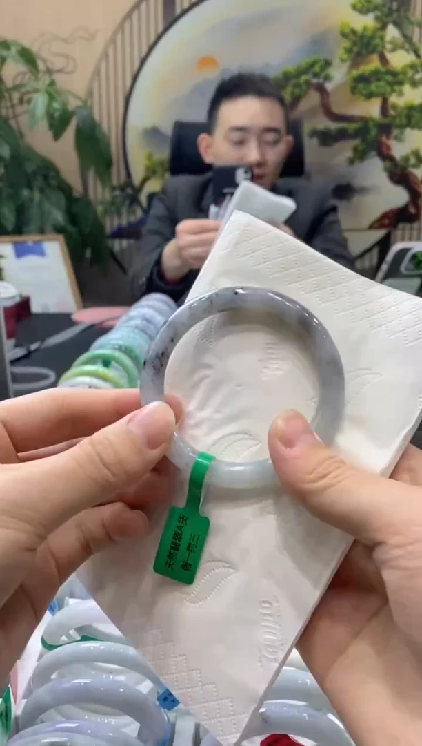 【闪购商品】翡翠手镯未镶嵌0000014667