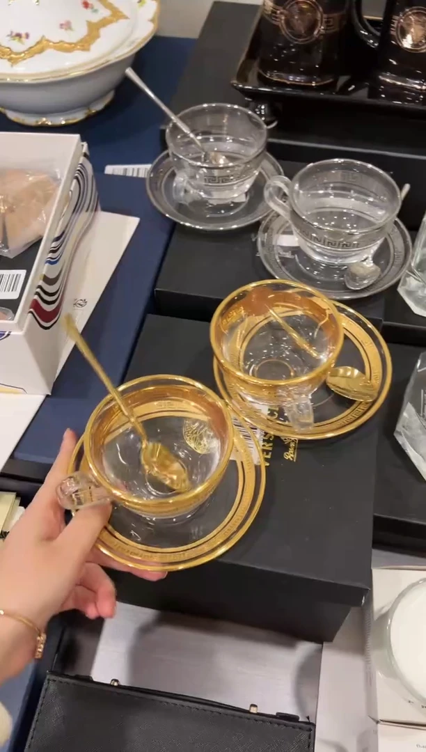 【闪购商品】杯H697--------------