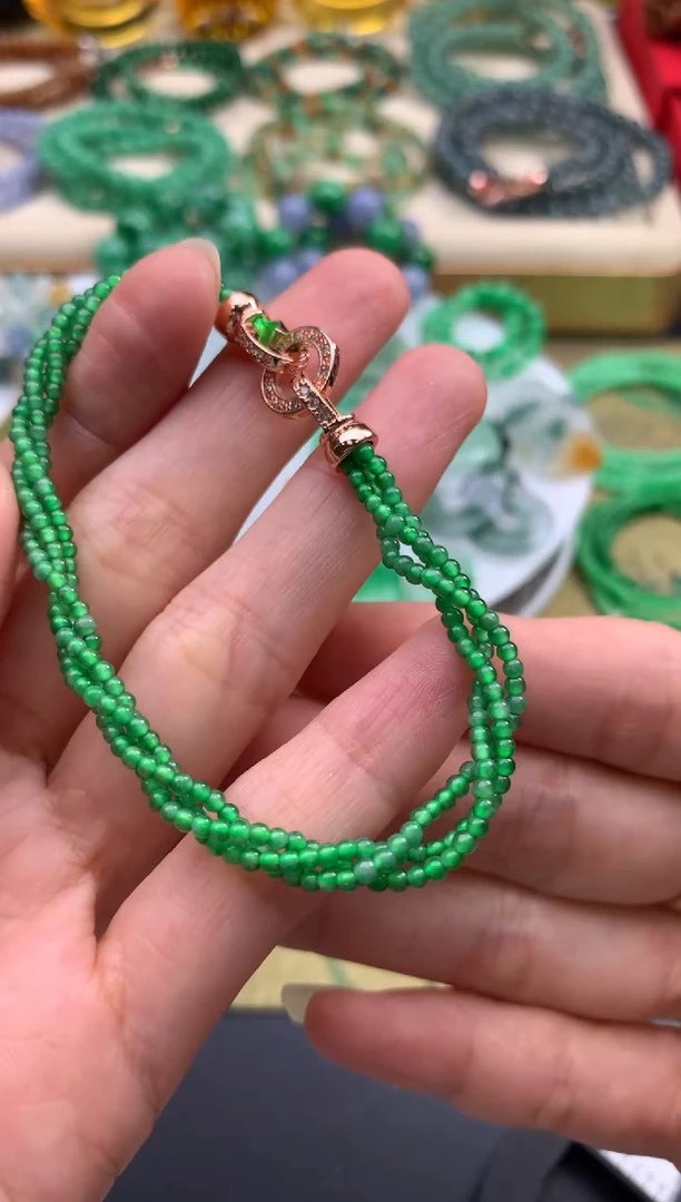 未镶嵌手串翡翠翡翠