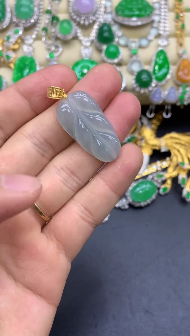 颈饰18K金镶嵌翡翠469-中国好珍宝