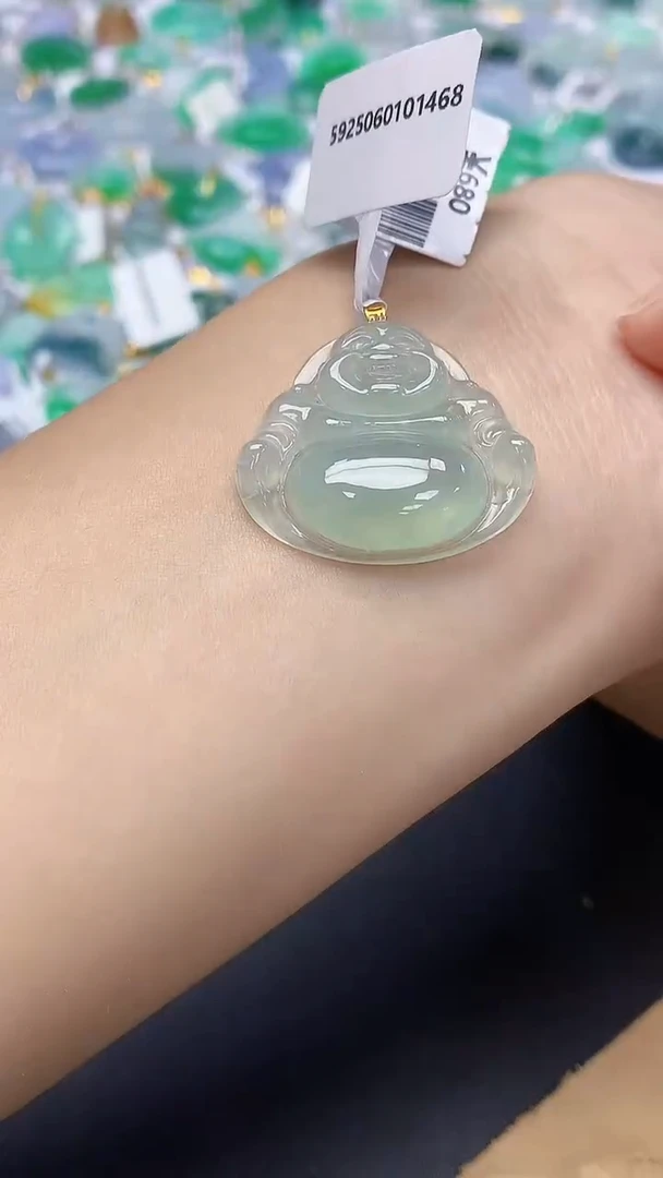 翡翠18K金镶嵌颈饰天然缅甸a货翡翠