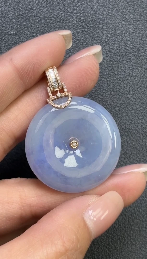 颈饰18K金镶嵌翡翠平安扣