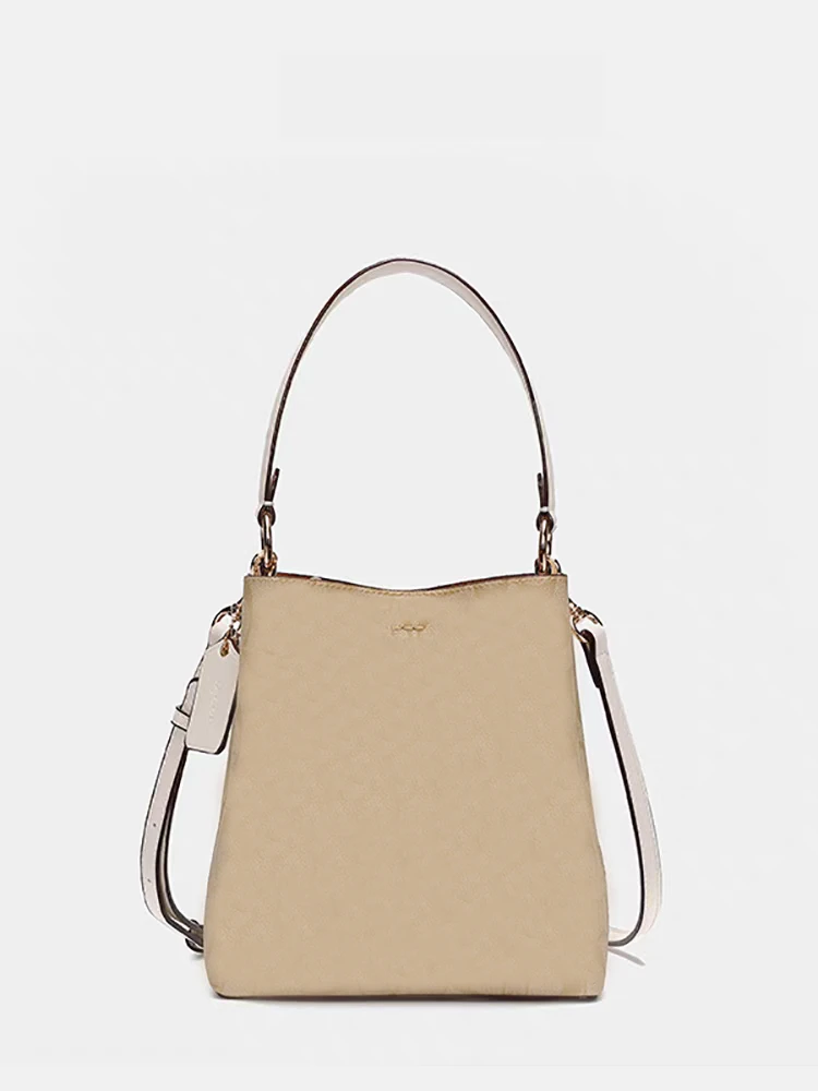 【027号】鑫盛爱美丽  2025爆款时尚轻奢水桶包女包