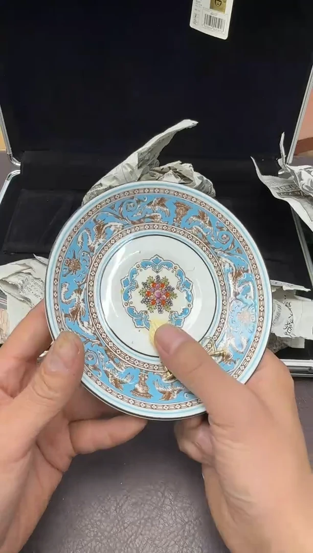 手工艺品琉璃Z****。386