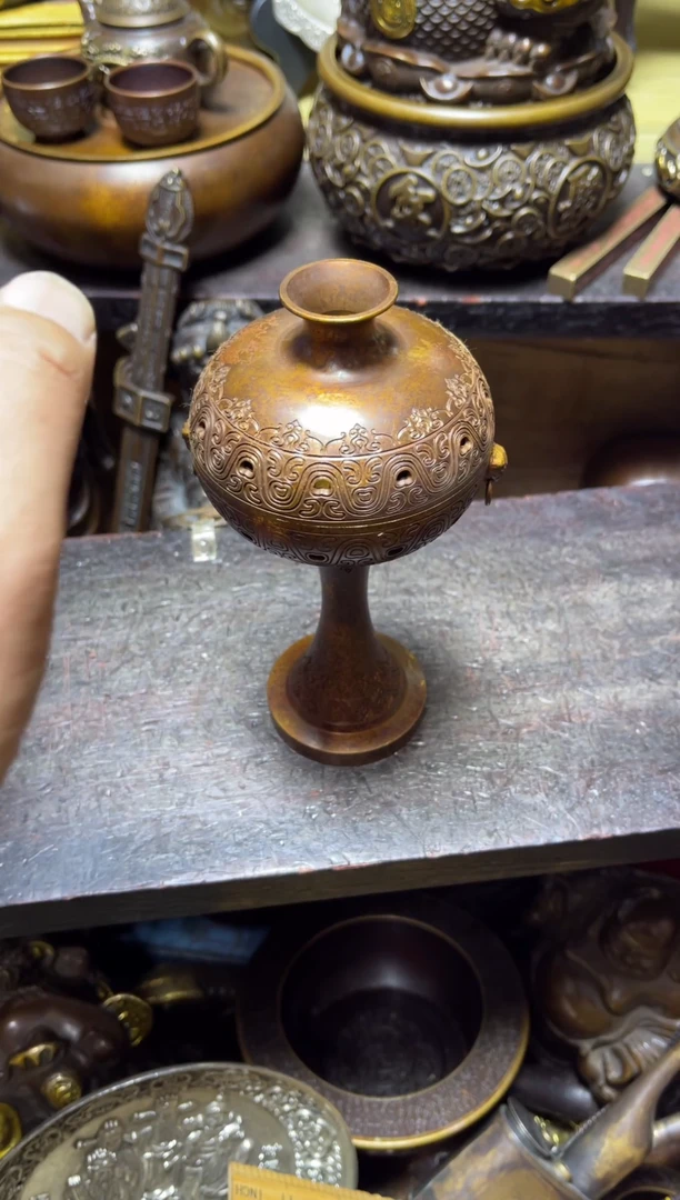 精美铜器点击下单