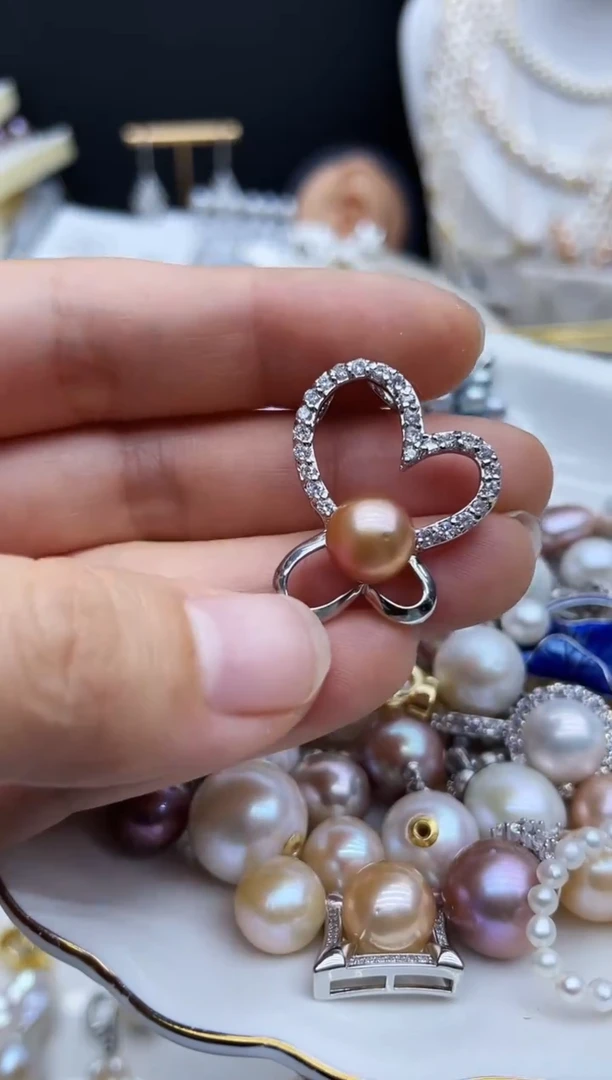 吊坠(不含链)未镶嵌淡水珍珠吊坠多样性发其一