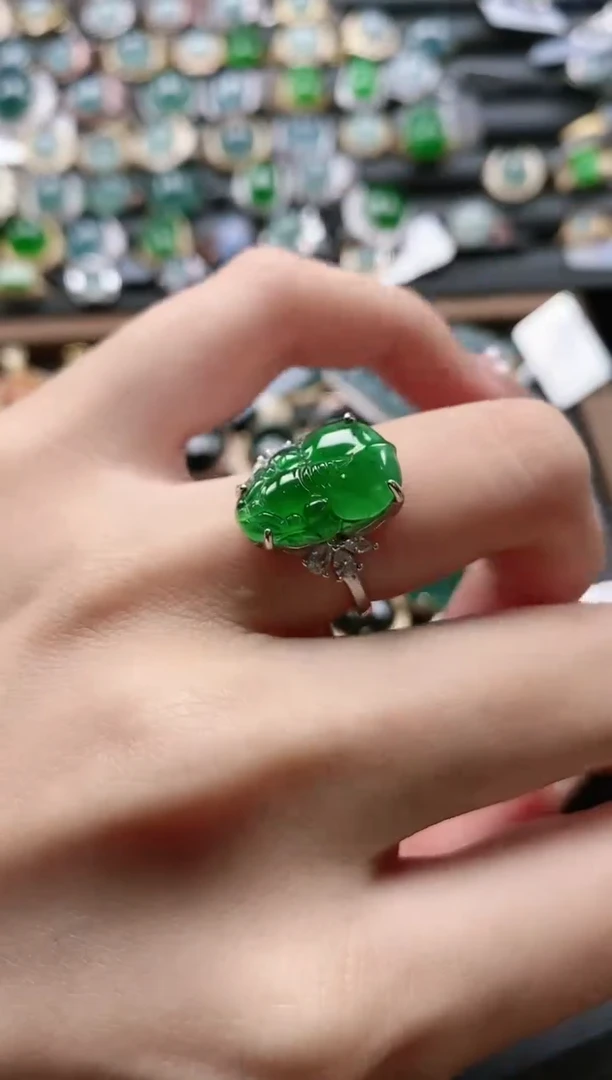 【闪购商品】翡翠戒指银S925镶嵌51511