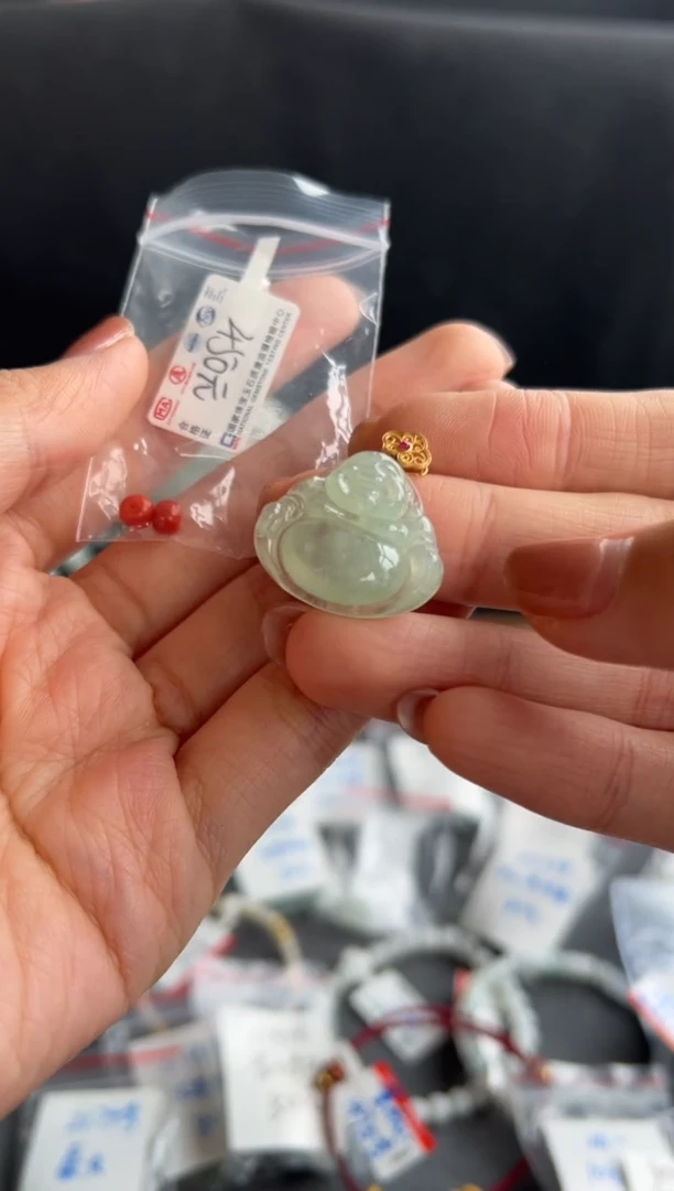 翡翠18K金镶嵌颈饰252号