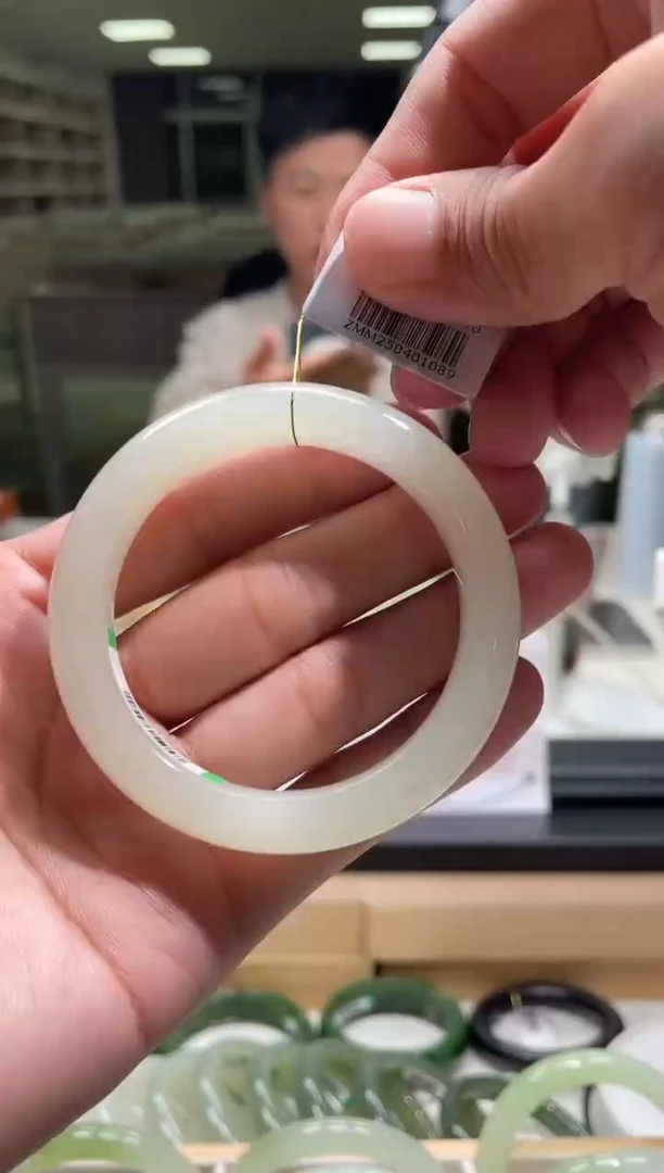 未镶嵌手镯和田玉52-53圈口 1089