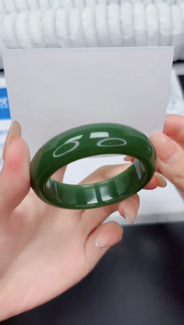 未镶嵌手镯石英质玉128-53.6DB