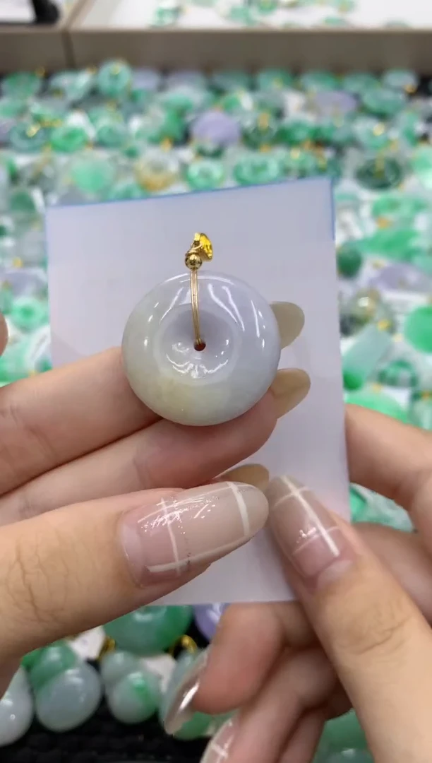颈饰未镶嵌翡翠天然缅甸翡翠A货