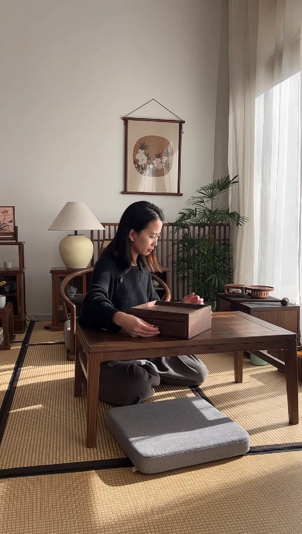 木（非红木类）单层茶饼盒