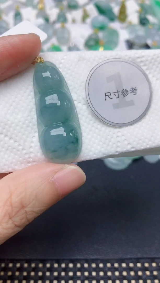 颈饰18K金镶嵌翡翠天然缅甸A货翡翠