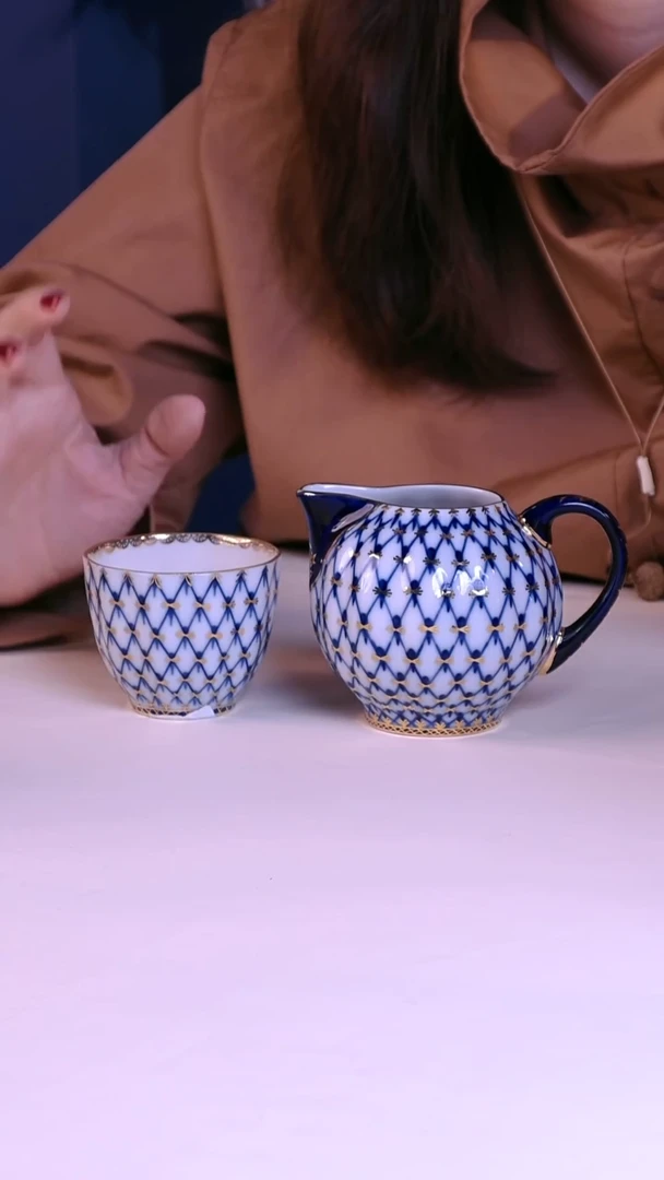 每天九点开播（钴蓝网纹