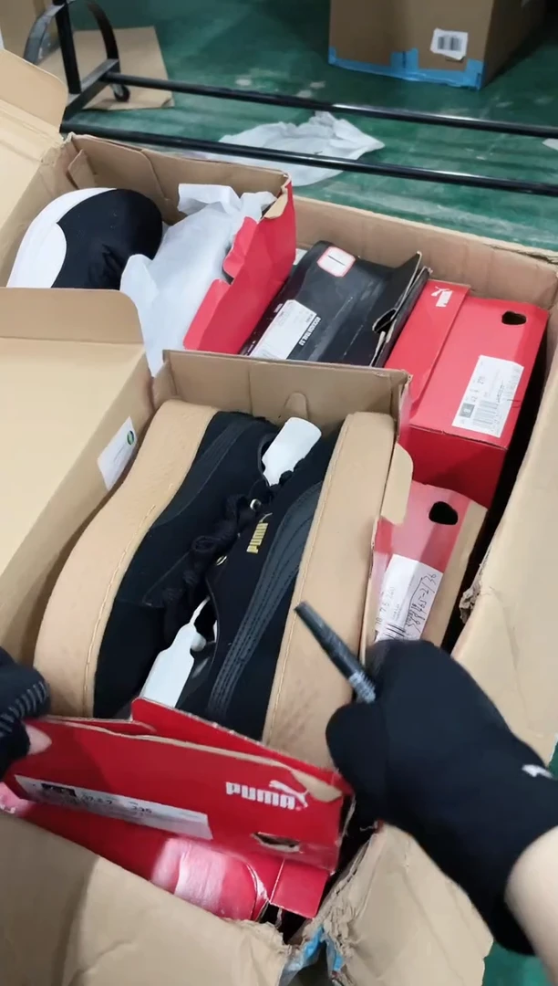 彪马时尚休闲运动鞋37.5M  VV101