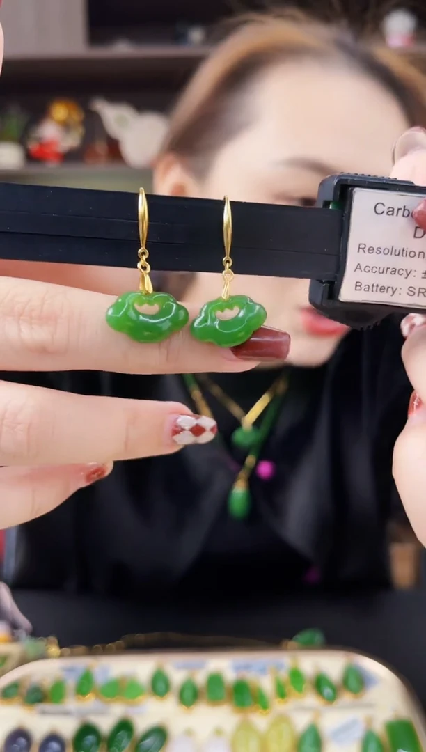 【闪购商品】和田玉·银S925镶嵌如意耳坠