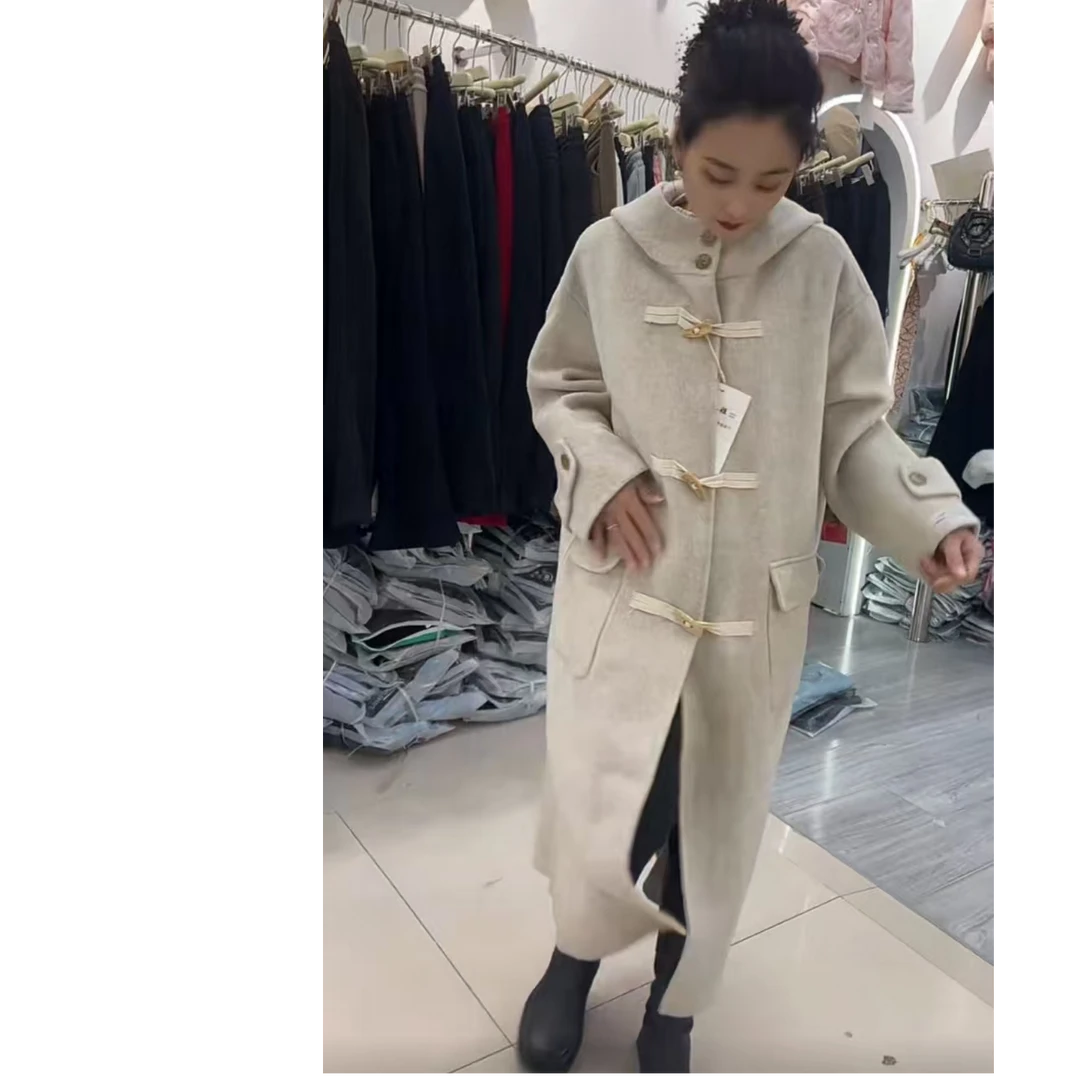 10920#秋冬新款休闲百搭连帽牛角扣长款毛呢大衣