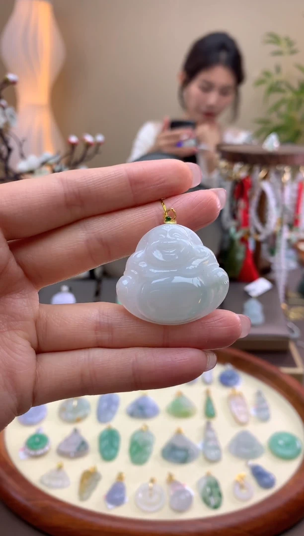 【闪购商品】翡翠颈饰18K金镶嵌佛公