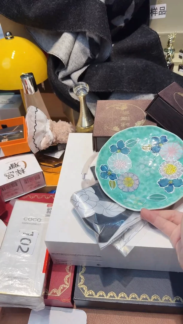 瓷片-------------