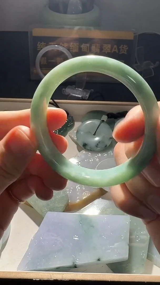 未镶嵌挂件翡翠翡翠