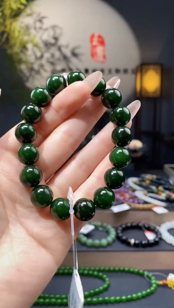 【闪购商品】和田玉1未镶嵌12mm碧玉圆珠手串