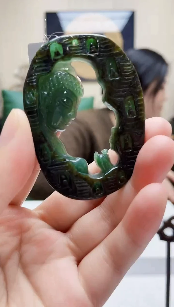 未镶嵌定制翡翠吊坠96