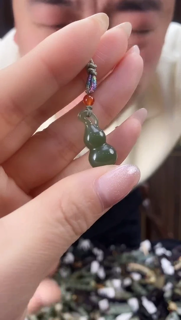 【闪购商品】和田玉颈饰未镶嵌多样性发货，拍一发一