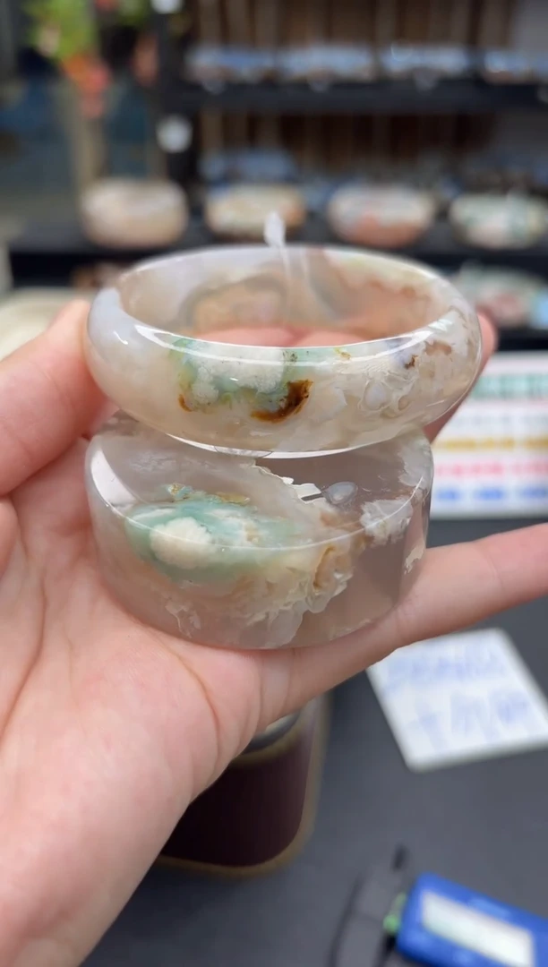未镶嵌手镯石英质玉41(55圈赠送镯心)