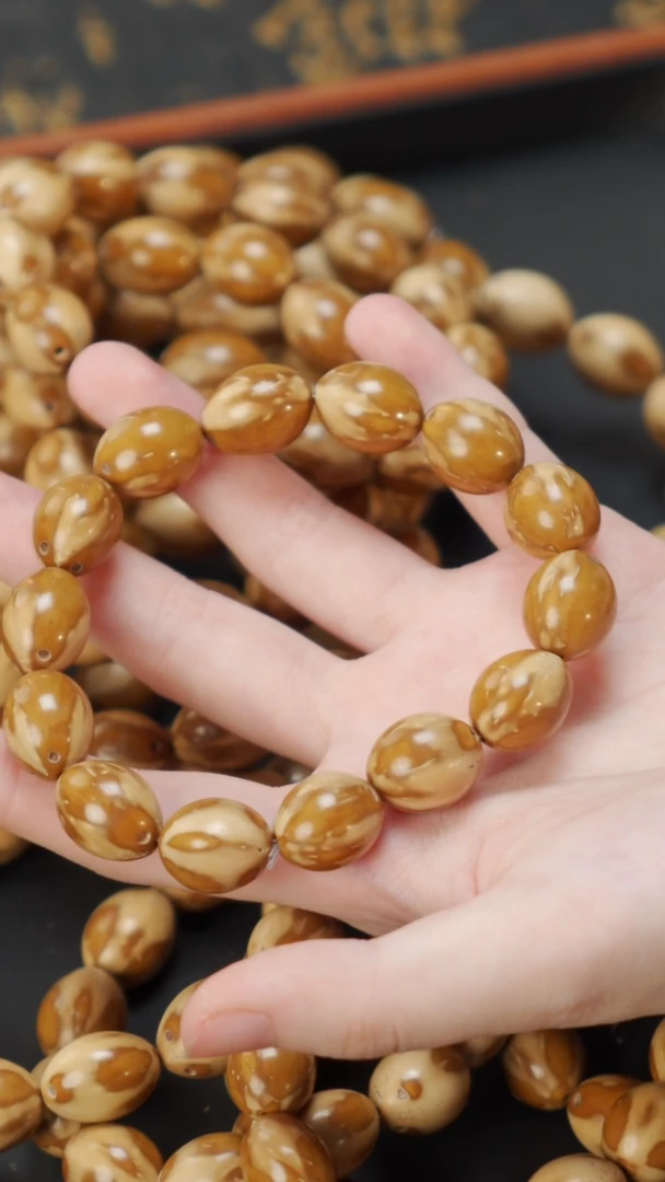 紫金鼠手串花皮枣珠多样发货
