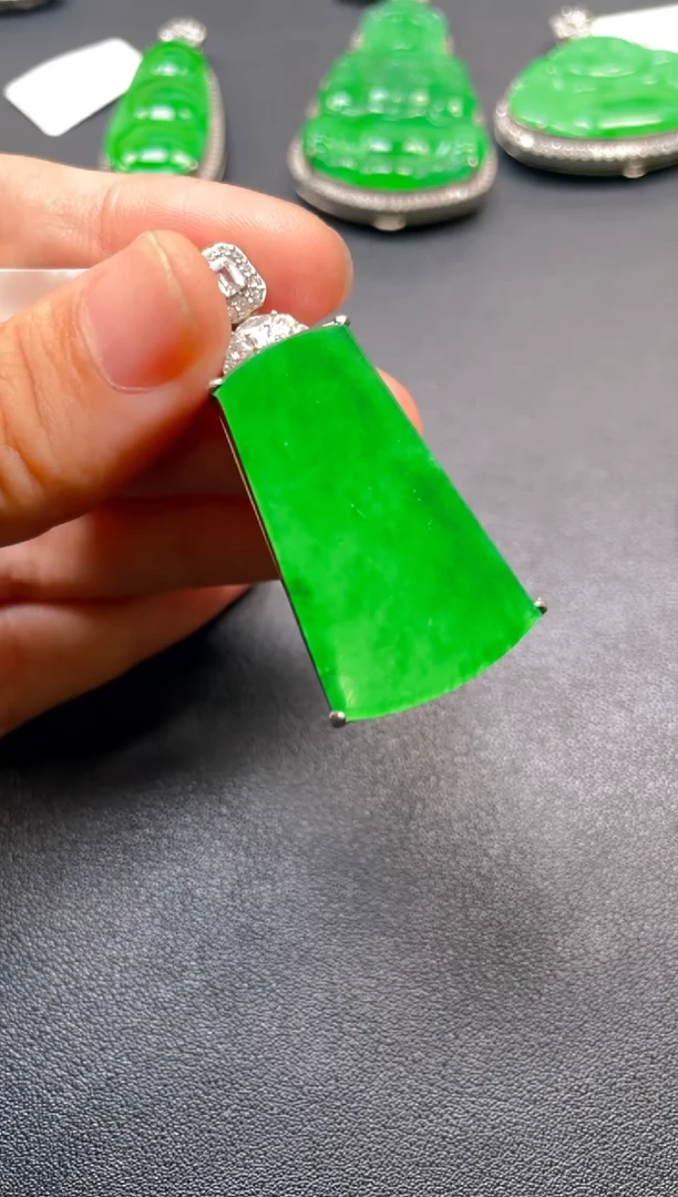 吊坠(不含链)银S925镶嵌翡翠吊坠