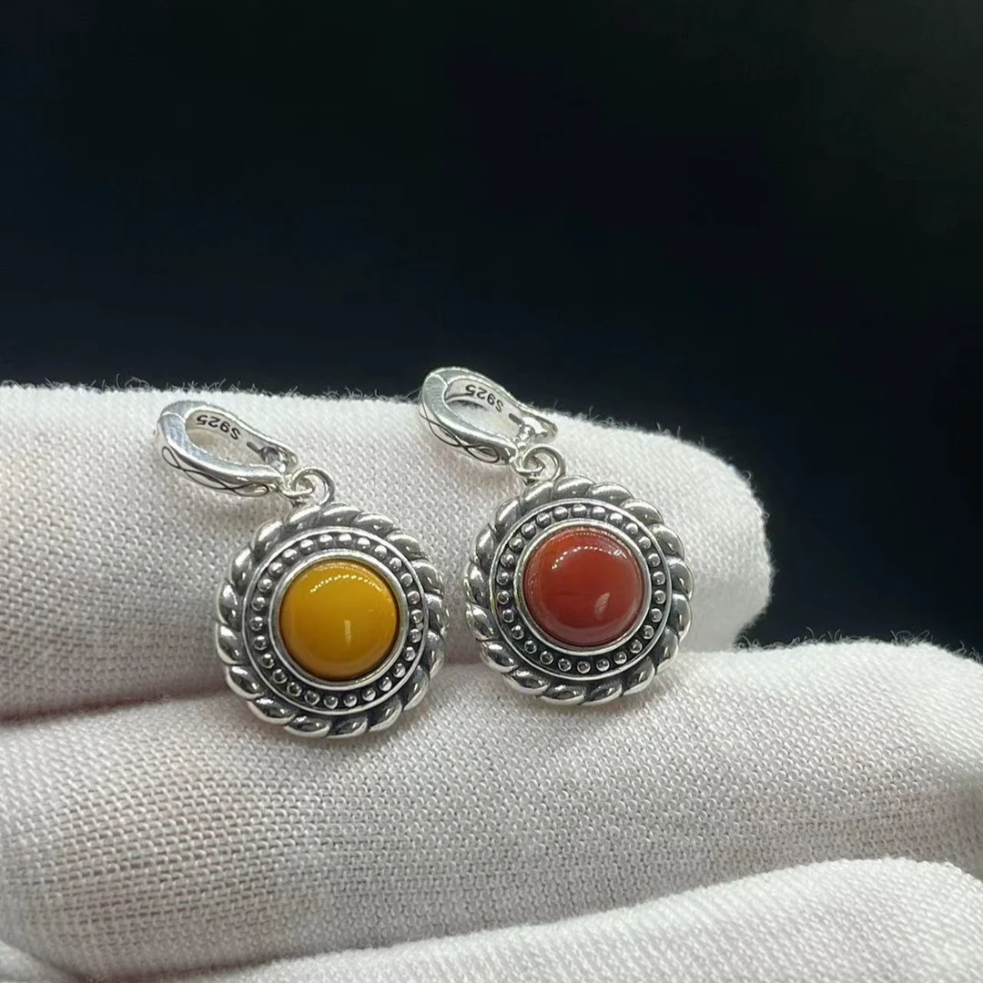 巧石居S925银镶嵌南红蜜蜡太阳花吊坠（一个 多样性发货）