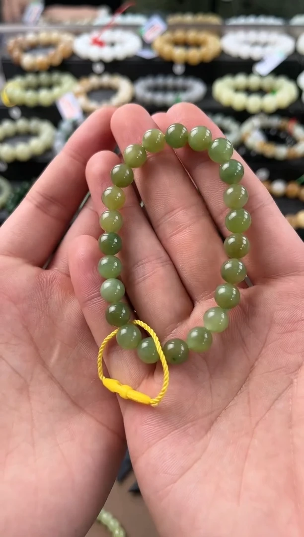 【闪购商品】和田玉手串未镶嵌且末黑羊洞碧玉手串卡8微色差