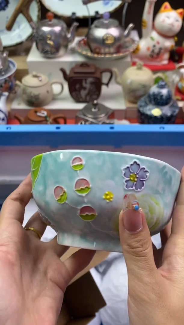 【闪购商品】瓷片隆莲瓷器欢迎大家