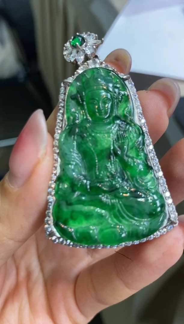 【闪购商品】翡翠颈饰未镶嵌********276