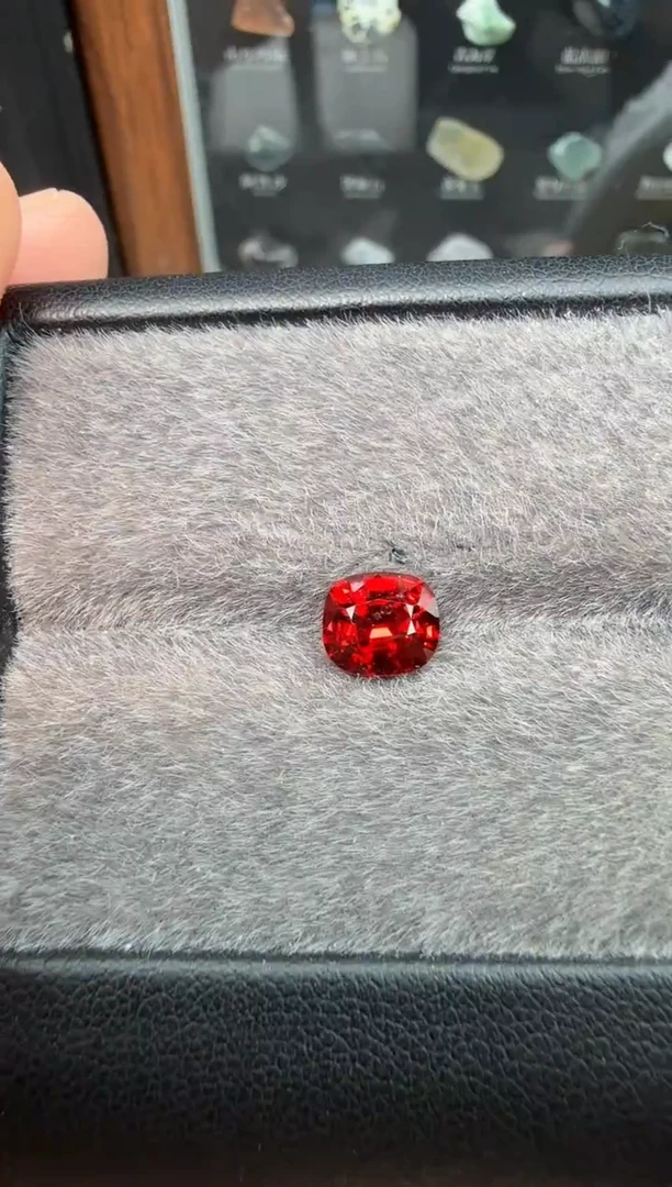 未镶嵌红色尖晶石1.49ct-A316-1p