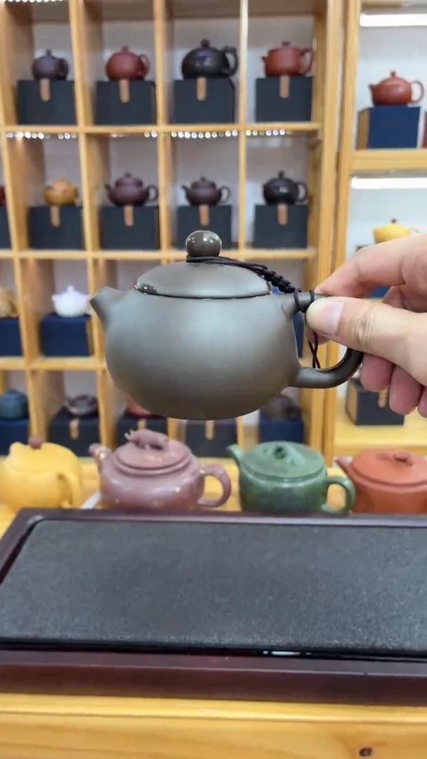 宜兴紫砂小品西施壶