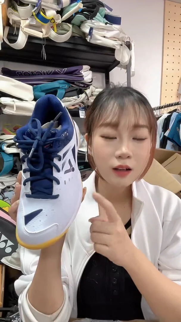 VICTOR威克多微瑕正品球鞋   7   170ab  39码